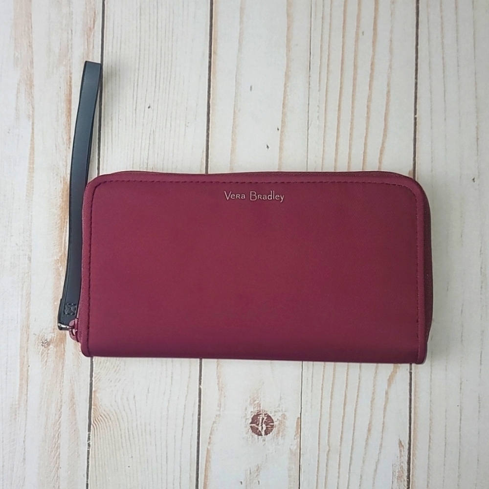 Vera Bradley Midtown RFID Wristlet NWT